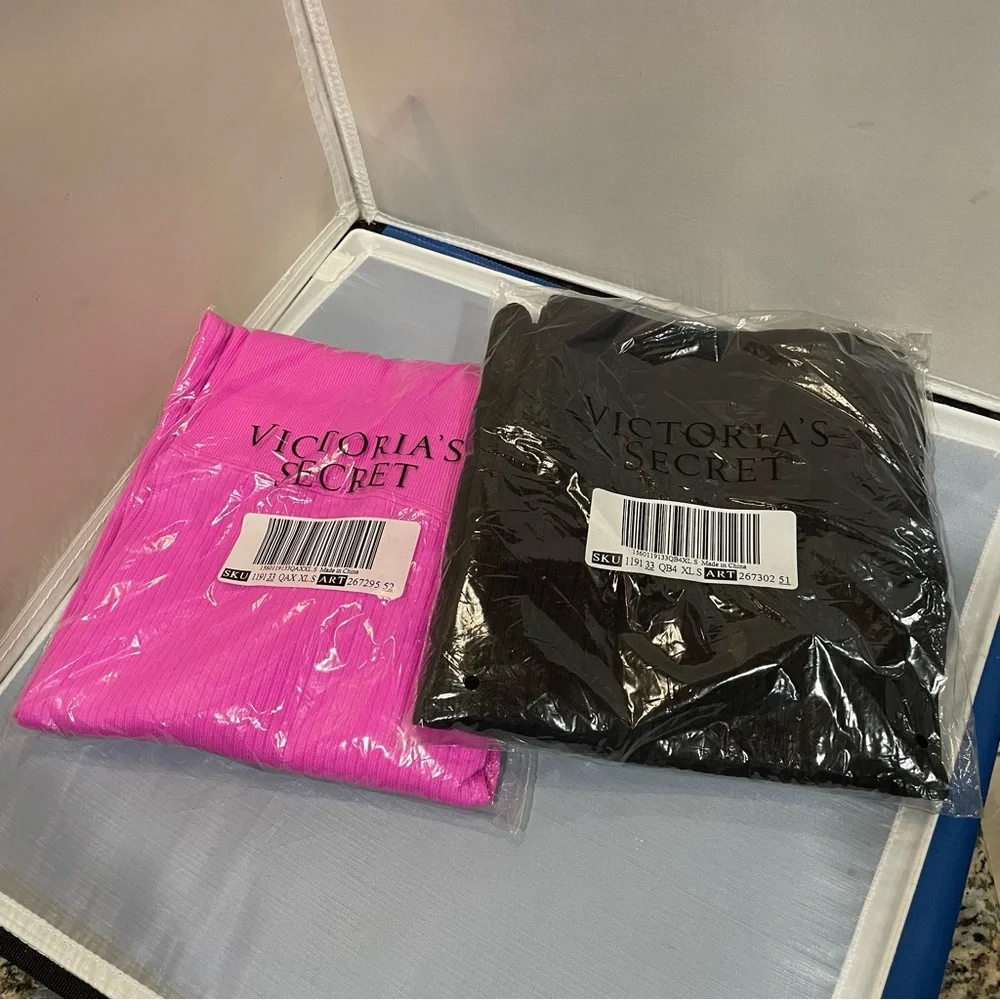 NWT Lot 2 Victorias Secret XL Full Length High Waist Ribbed Seamless Leggings!! - Picture 1 of 7